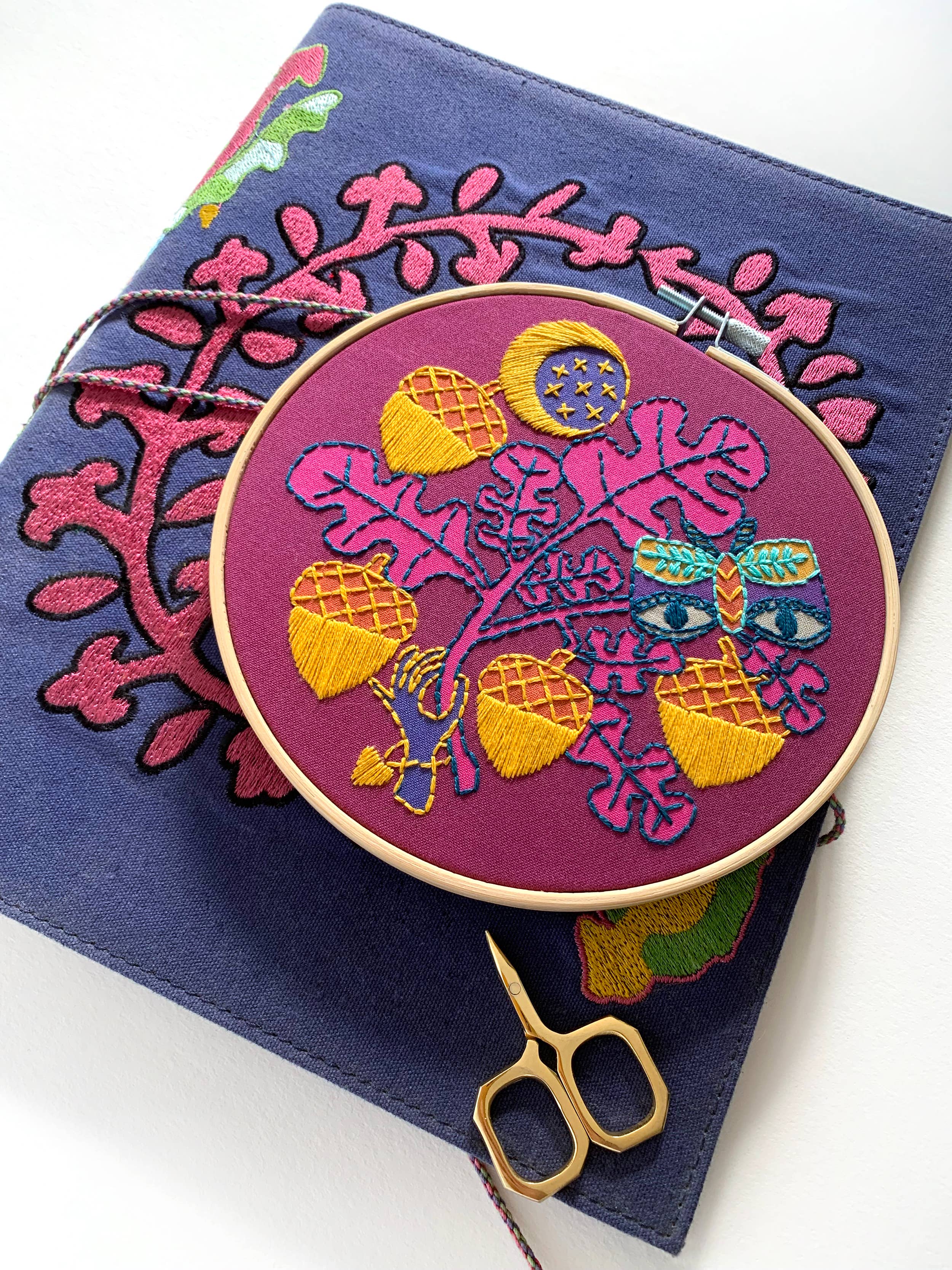 Acorns Embroidery Kit - Handcraft Harbor