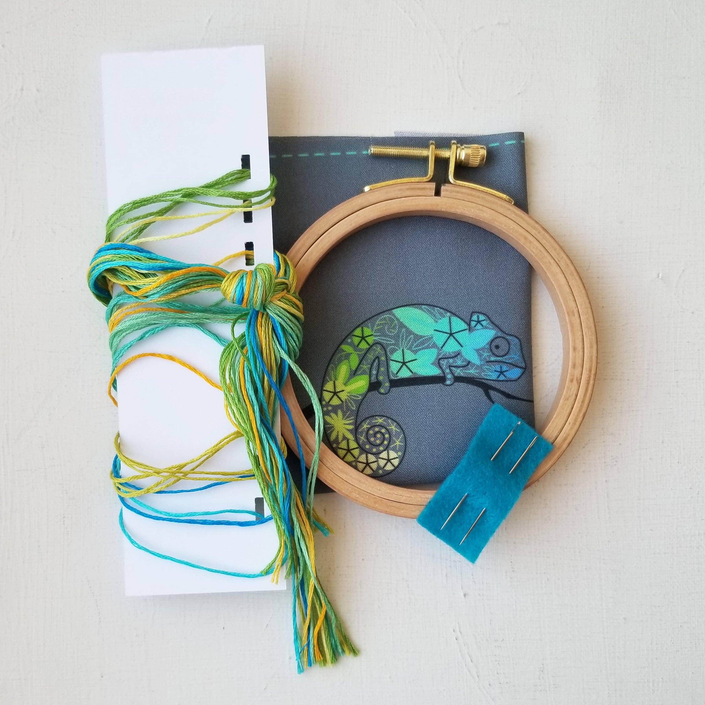 Chameleon Beginner Needlepoint Kit - Handcraft Harbor