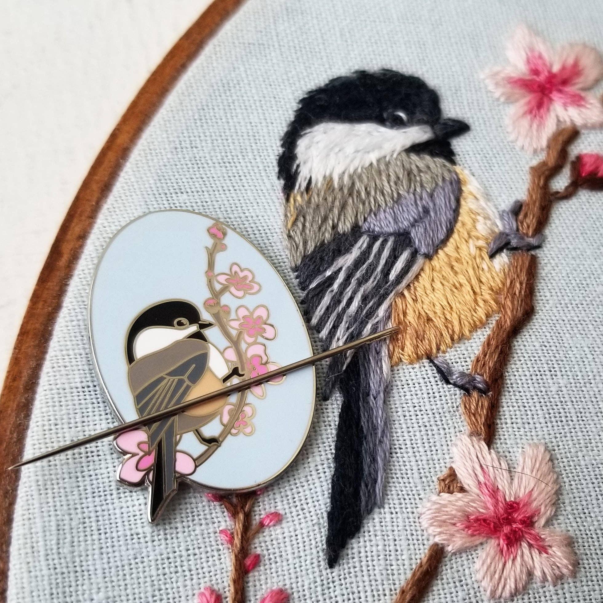 Chickadee Enamel Needle Minder - Handcraft Harbor