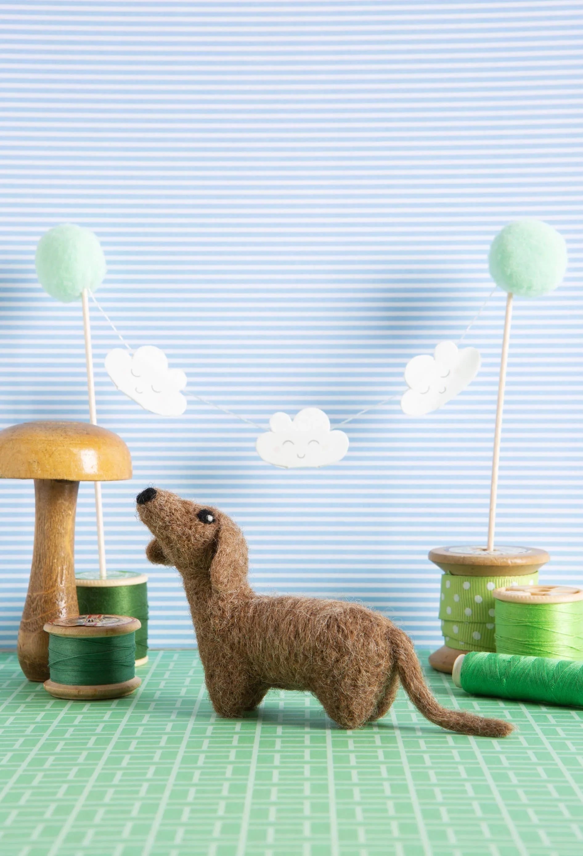 Dachshund Mini Needle Felting Kit - Handcraft Harbor