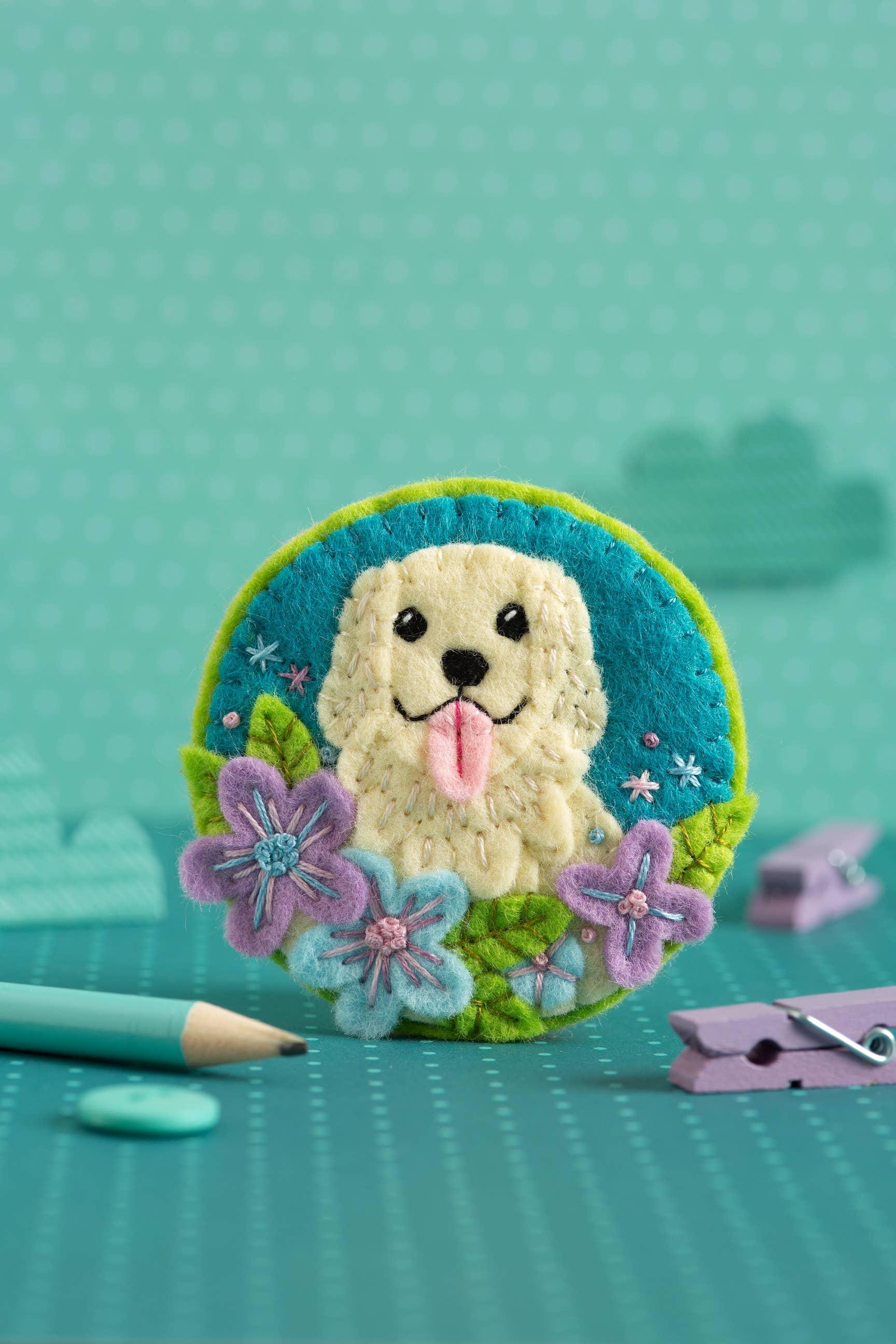 Golden Retriever Brooch Felt Craft Kit - Handcraft Harbor