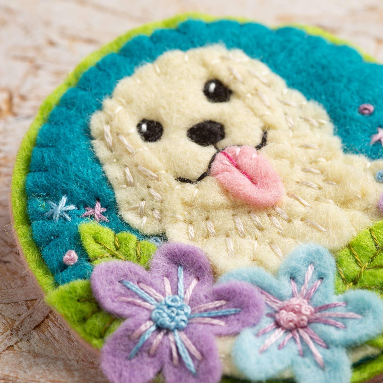 Golden Retriever Brooch Felt Craft Kit - Handcraft Harbor