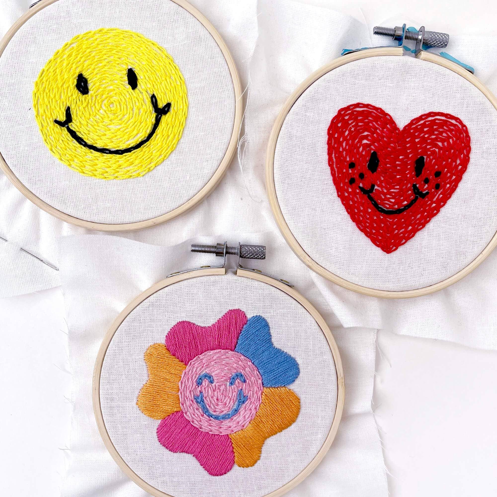 Smiley Face 4" Embroidery Kit - Handcraft Harbor