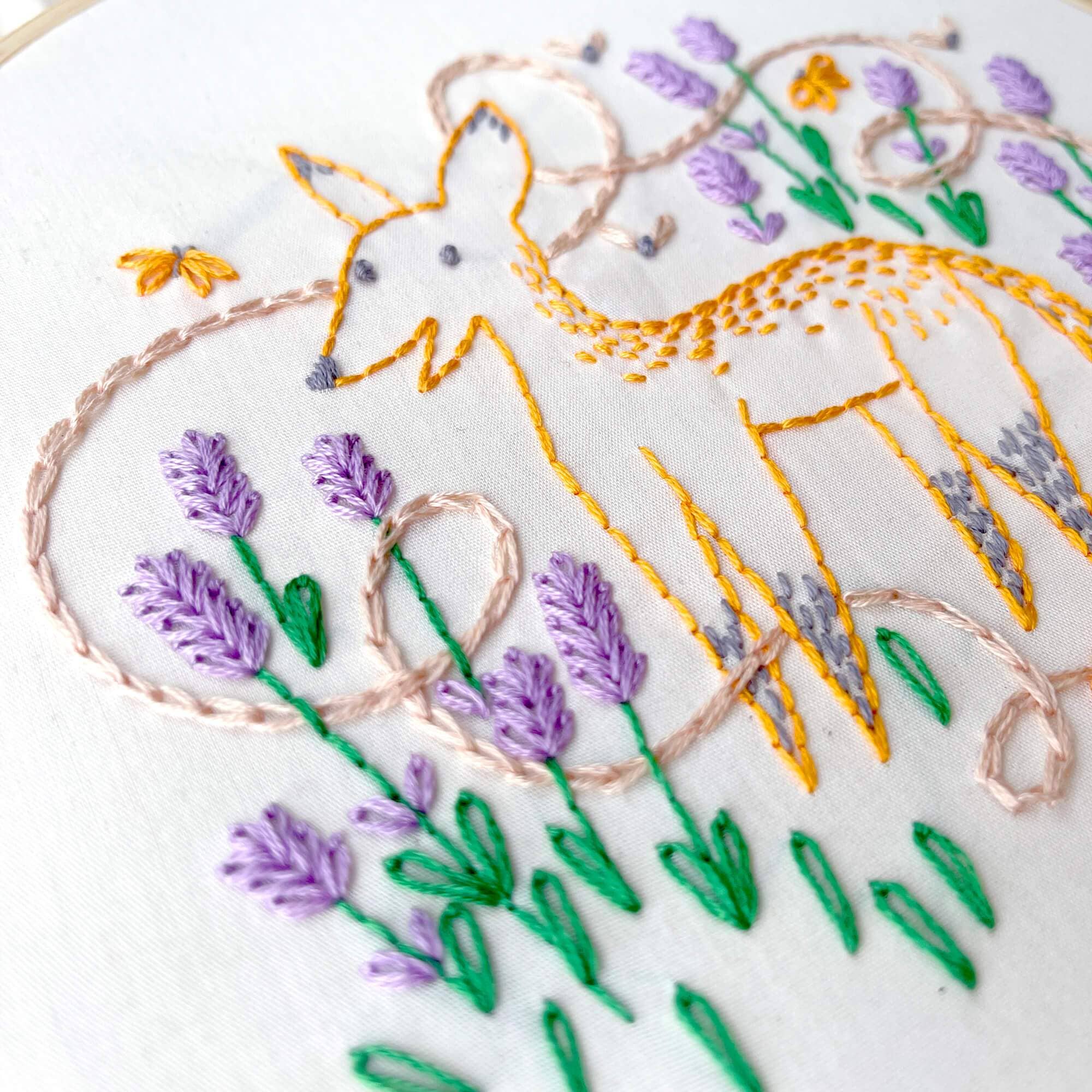 Summer Fox 8" Embroidery Kit - Handcraft Harbor