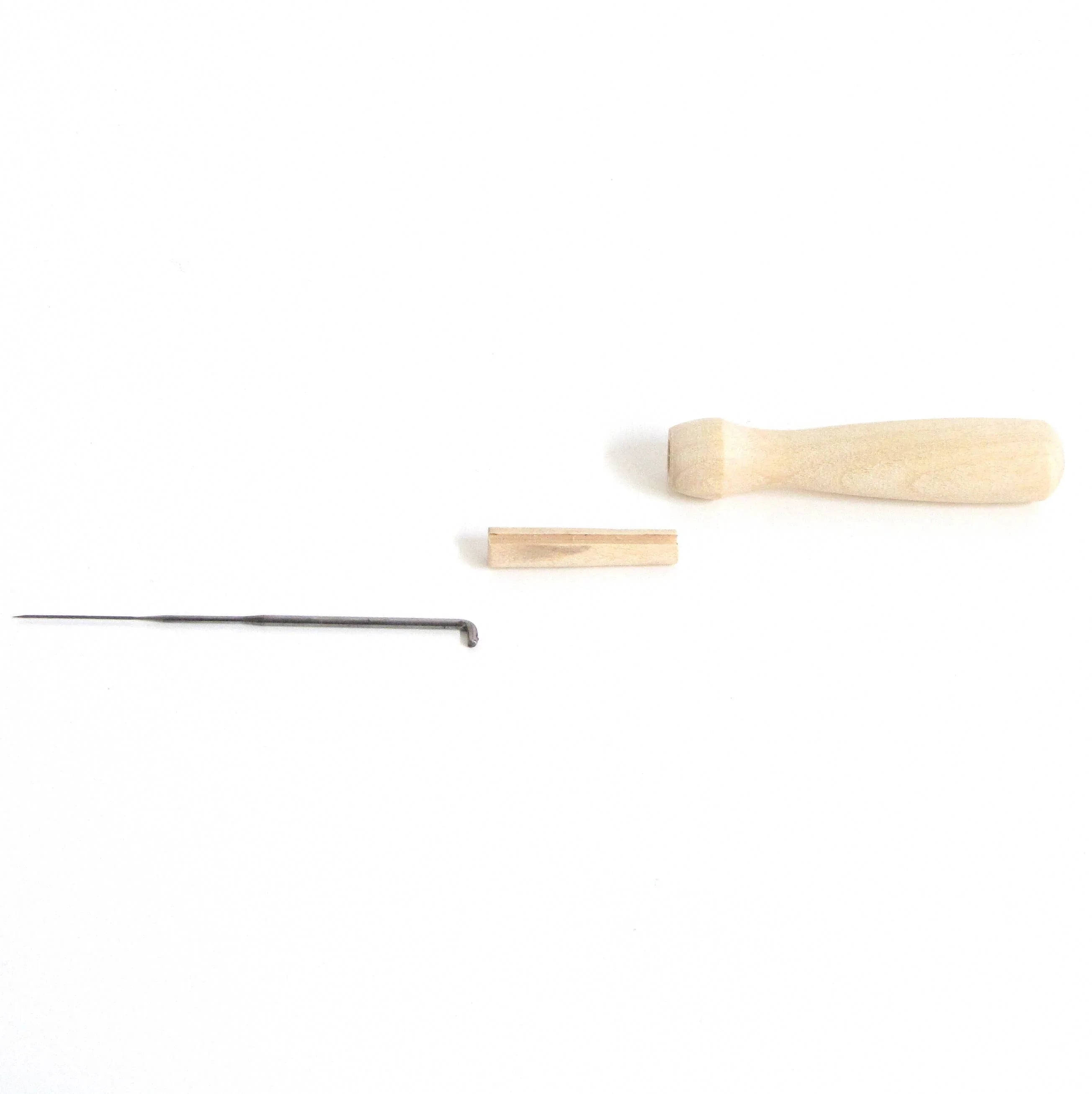 Wooden Felting Needle Holder (with one needle) - Handcraft Harbor