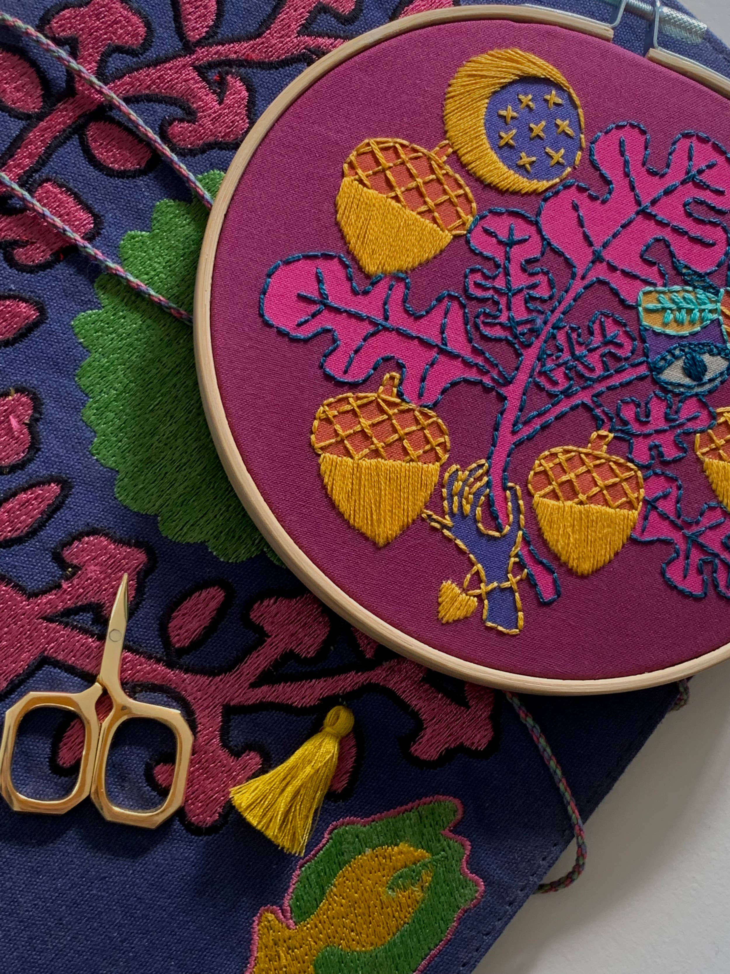 Acorns Embroidery Kit - Handcraft Harbor
