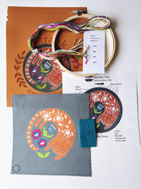 Garden Cat Embroidery Kit - Handcraft Harbor